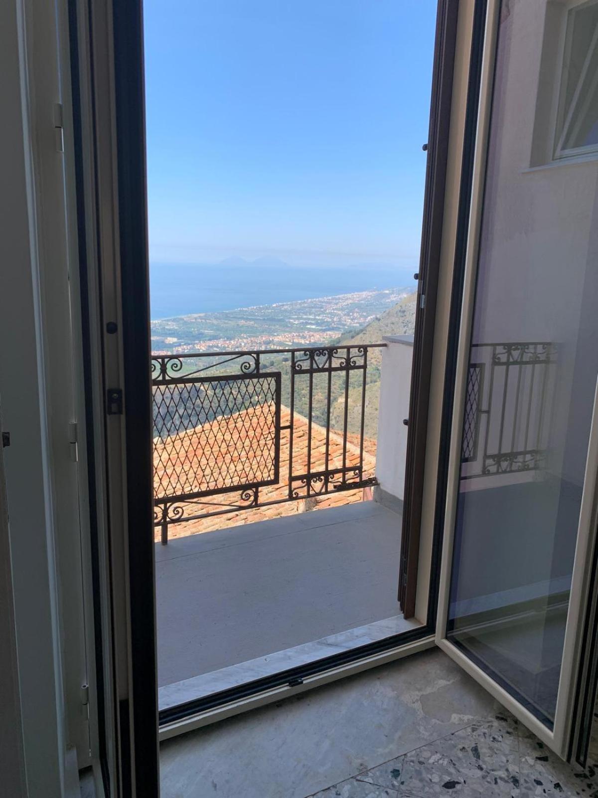 San Marco d'Alunzio Bed & Breakfast Studioarcodia- المظهر الخارجي الصورة